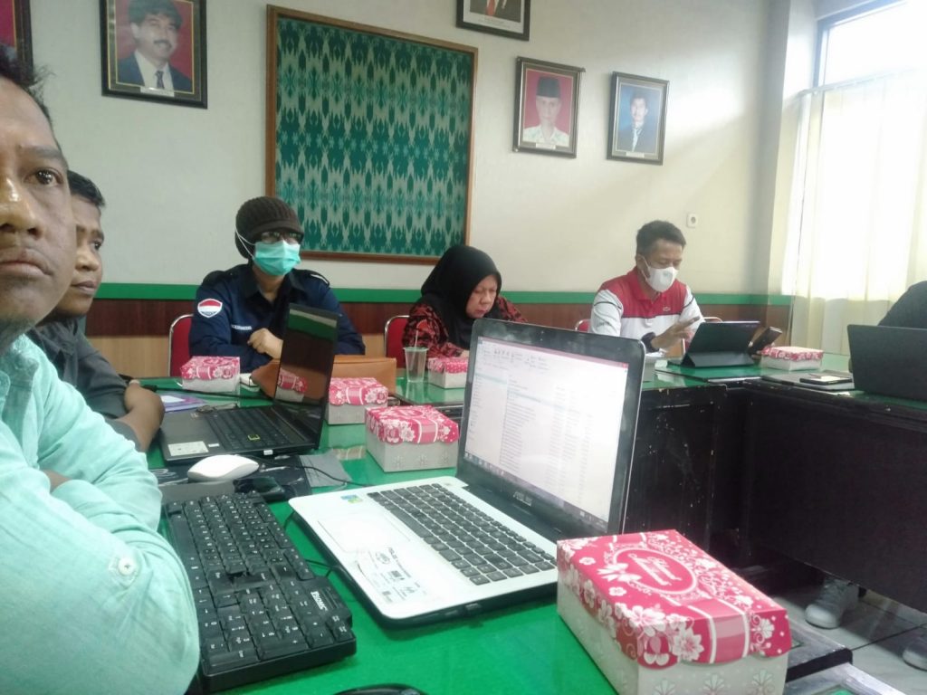 Rapat Konsultan Pengawas Pekerjaan Proyek Strategis di Kota Palu